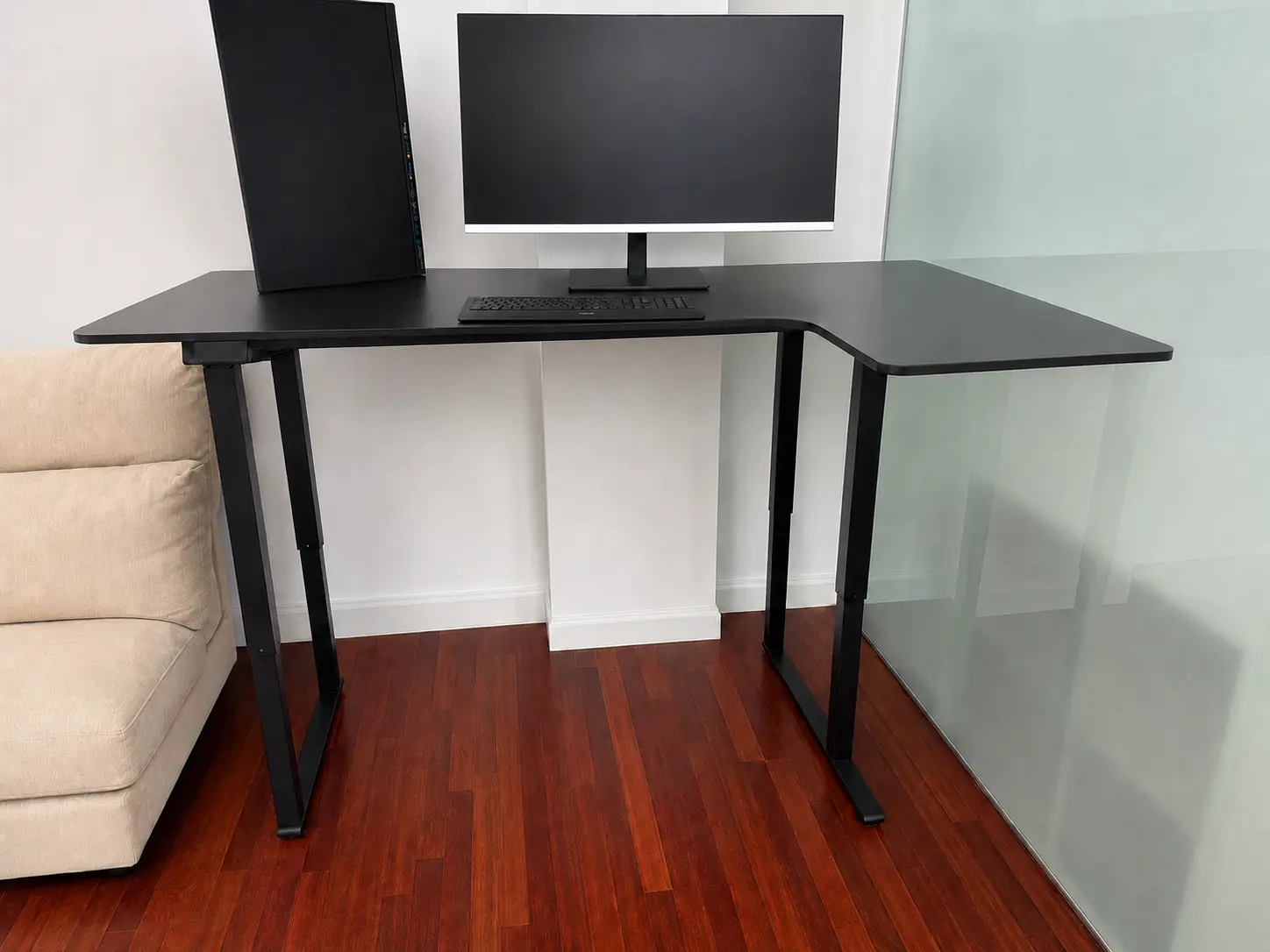 2 x SANODESK QS2 electric standing desk 180 x 110 cm, black, RIGHT-hand L shape, 2 motors, 4 legs, memory presets. Price is PER DESK, buy one or both