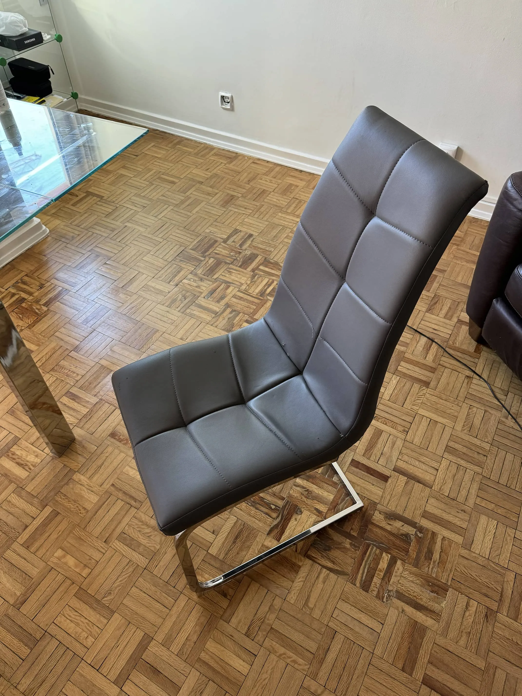 8 grey bendable chairs for glass dining table, modern look, photo 2