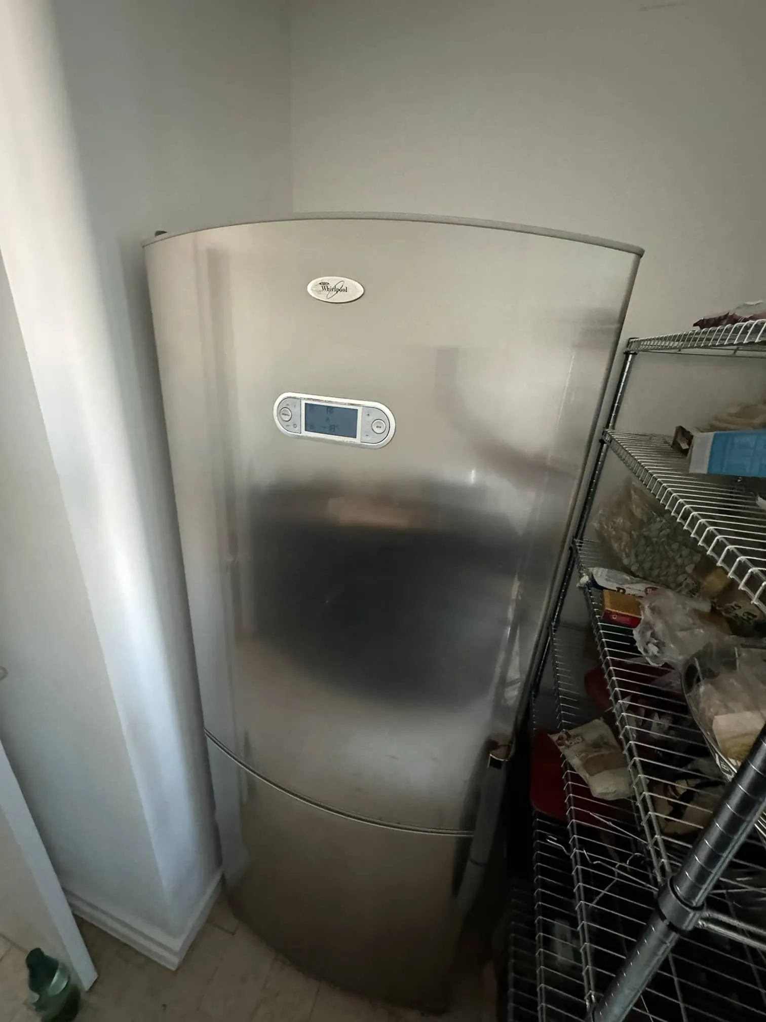 Big Fridge very Cool with Freezer, photo 2