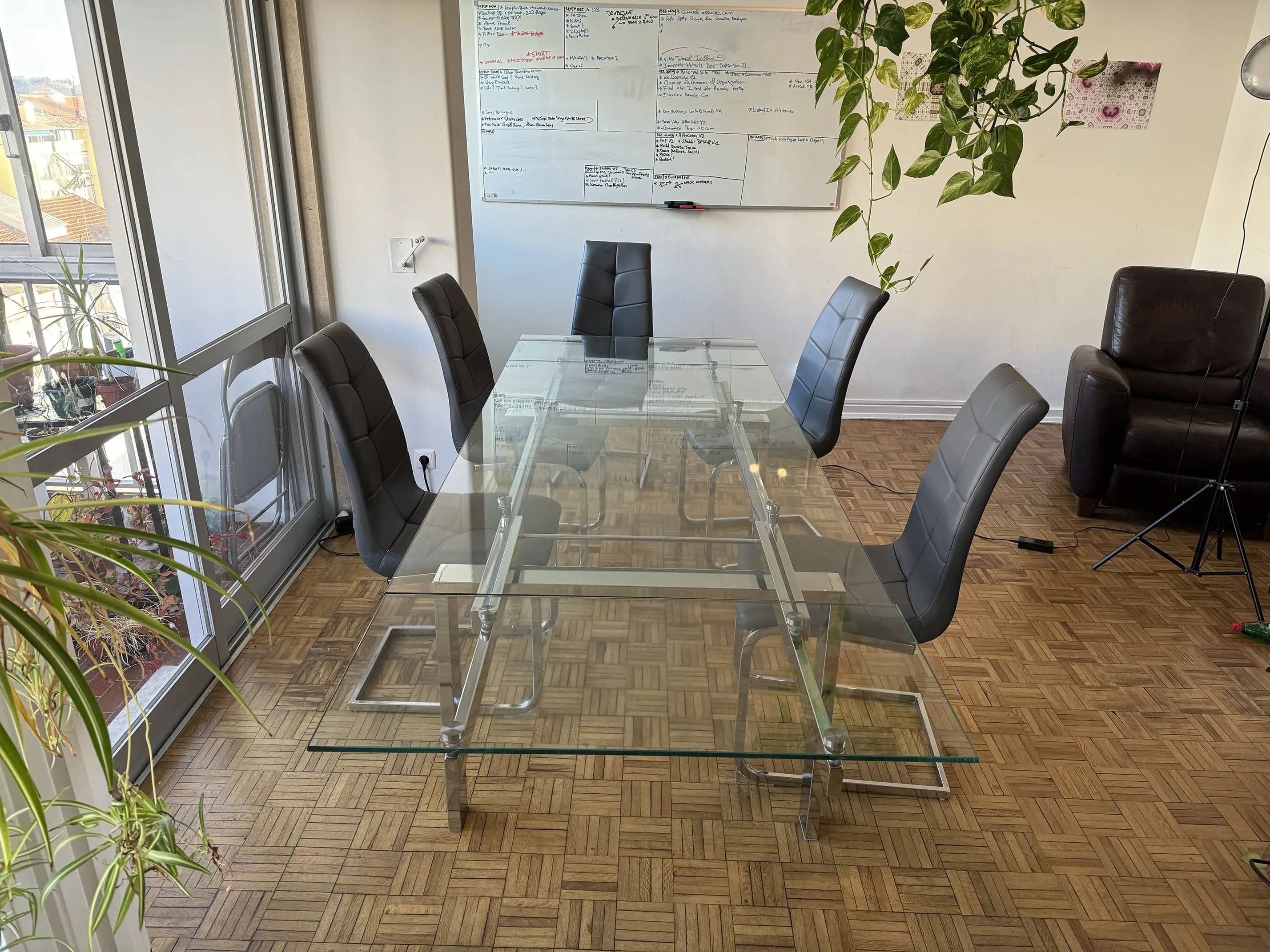 Long glass table 240 cm x 90 cm, extensible easily, photo 2